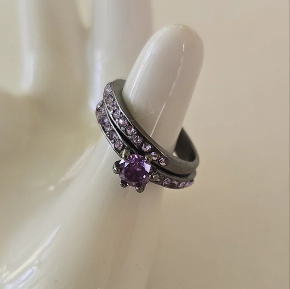 🖤 Black & Violet Ring Stack Set - Picture 3 of 10